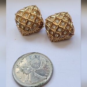 Gold Tone Sparkling Cube Clip On Earrings